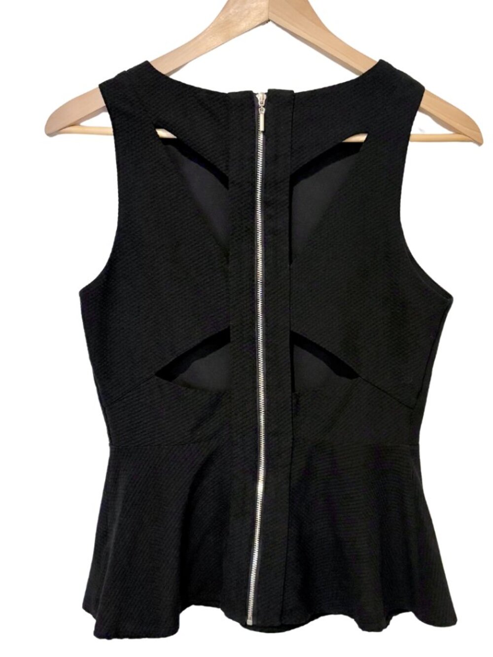 Dynamite Peplum Flare Waist Black Structured Cutout Back Gold Zipper Top – S